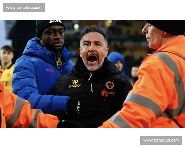 两个月冰火两重天:佩雷拉的掌声与嘘声 两个月冰火两重天:佩雷拉的掌声与嘘声